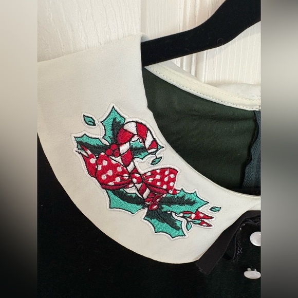 Hell Bunny Green Velvet Holiday Dress | Pinup Rockabilly Style | Size XS - Picture 6 of 13